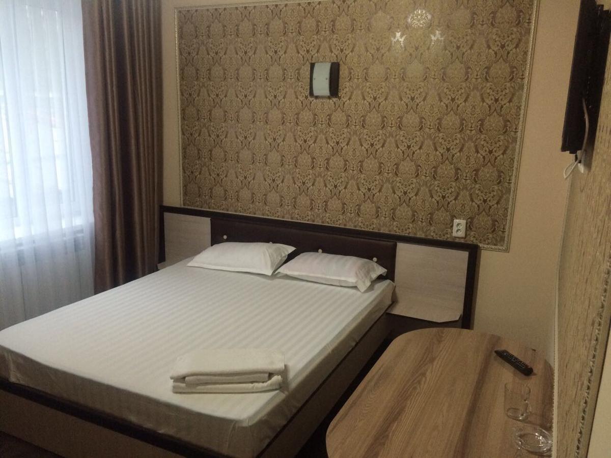 Hotel Prestizh Тараз Экстерьер фото