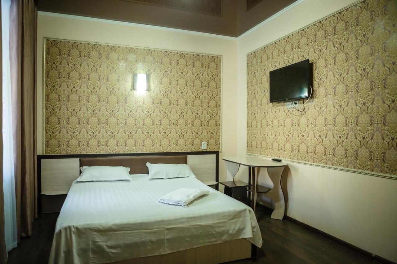 Hotel Prestizh Тараз Экстерьер фото